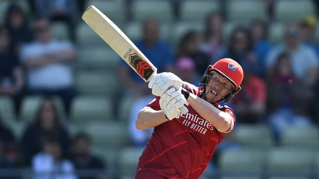 Lancashire Lightning Extend Unbeaten Streak at Emirates Old Trafford