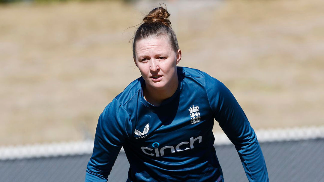 England's Fastest Bowler, Lauren Filer, Joins Durham for Three Years