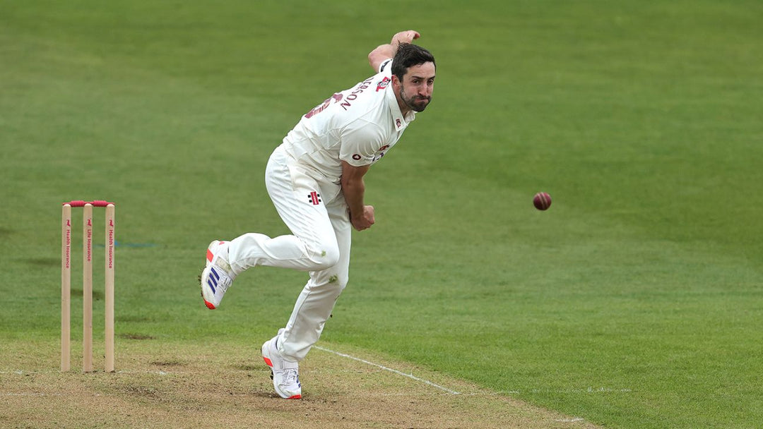 Sanderson Stars as Glamorgan Fight Back at Wantage Road