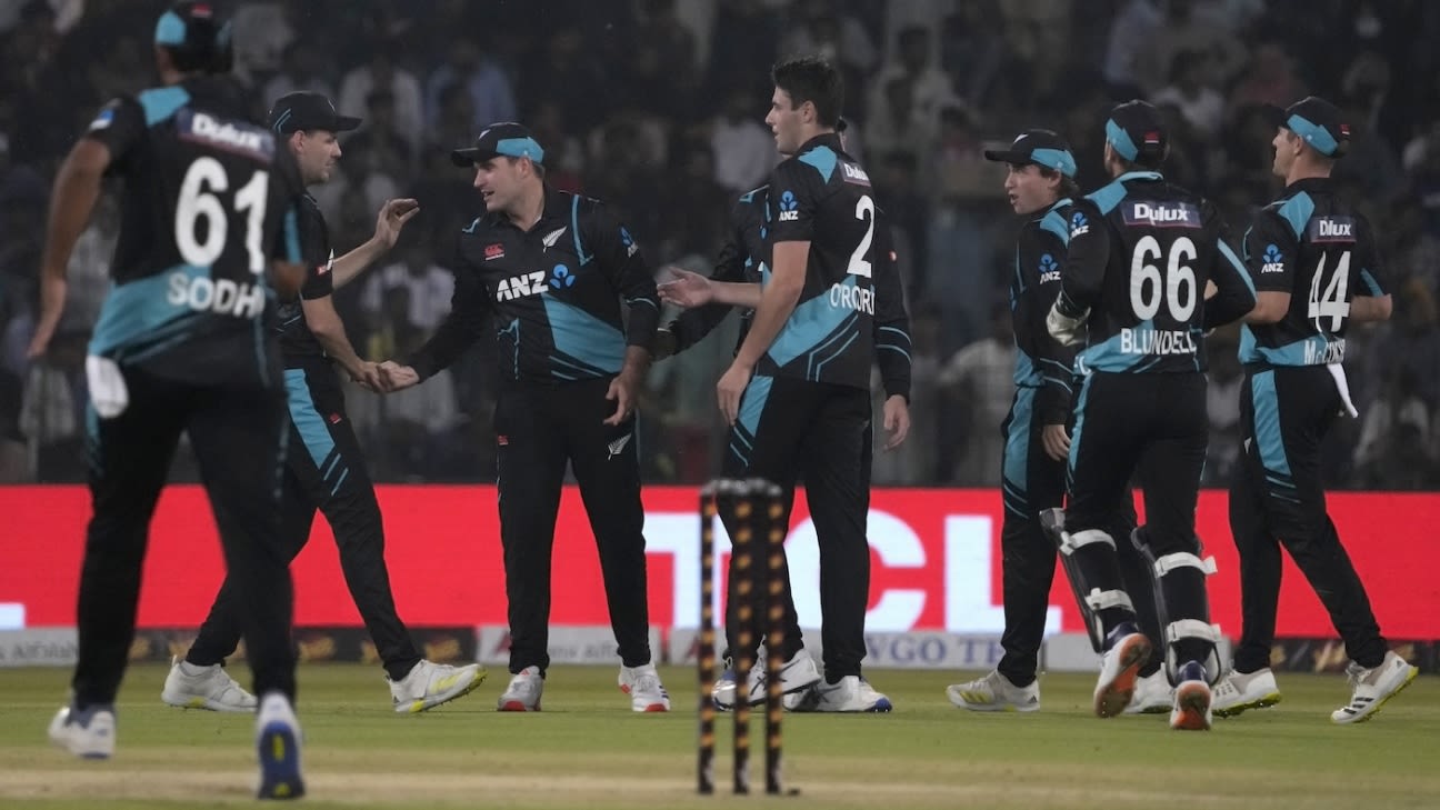 New Zealand Edge Pakistan by Four Runs in Lahore T20I