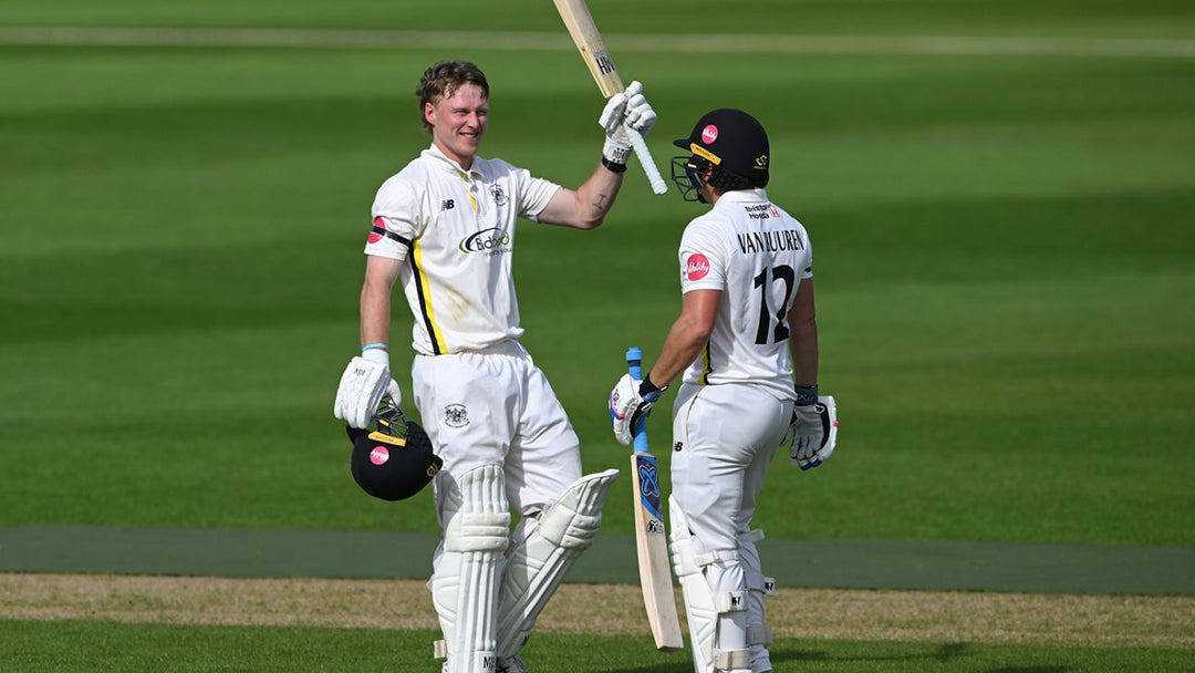 Hammond Century Powers Gloucestershire to 338 on Day One