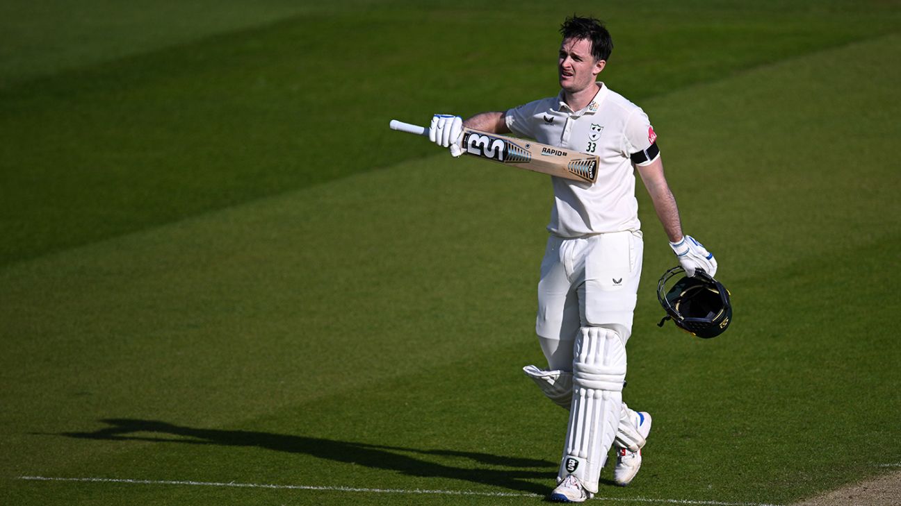 Roderick Century Powers Worcestershire to Dominant Start Against Kent