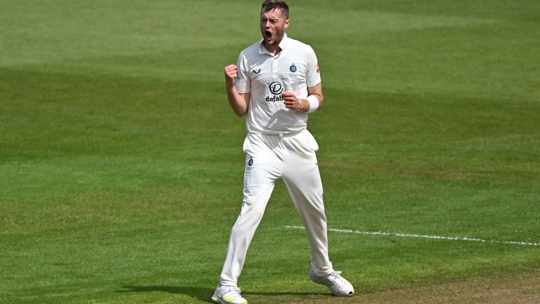 Middlesex Dominate Glamorgan in Vitality County Championship Opener