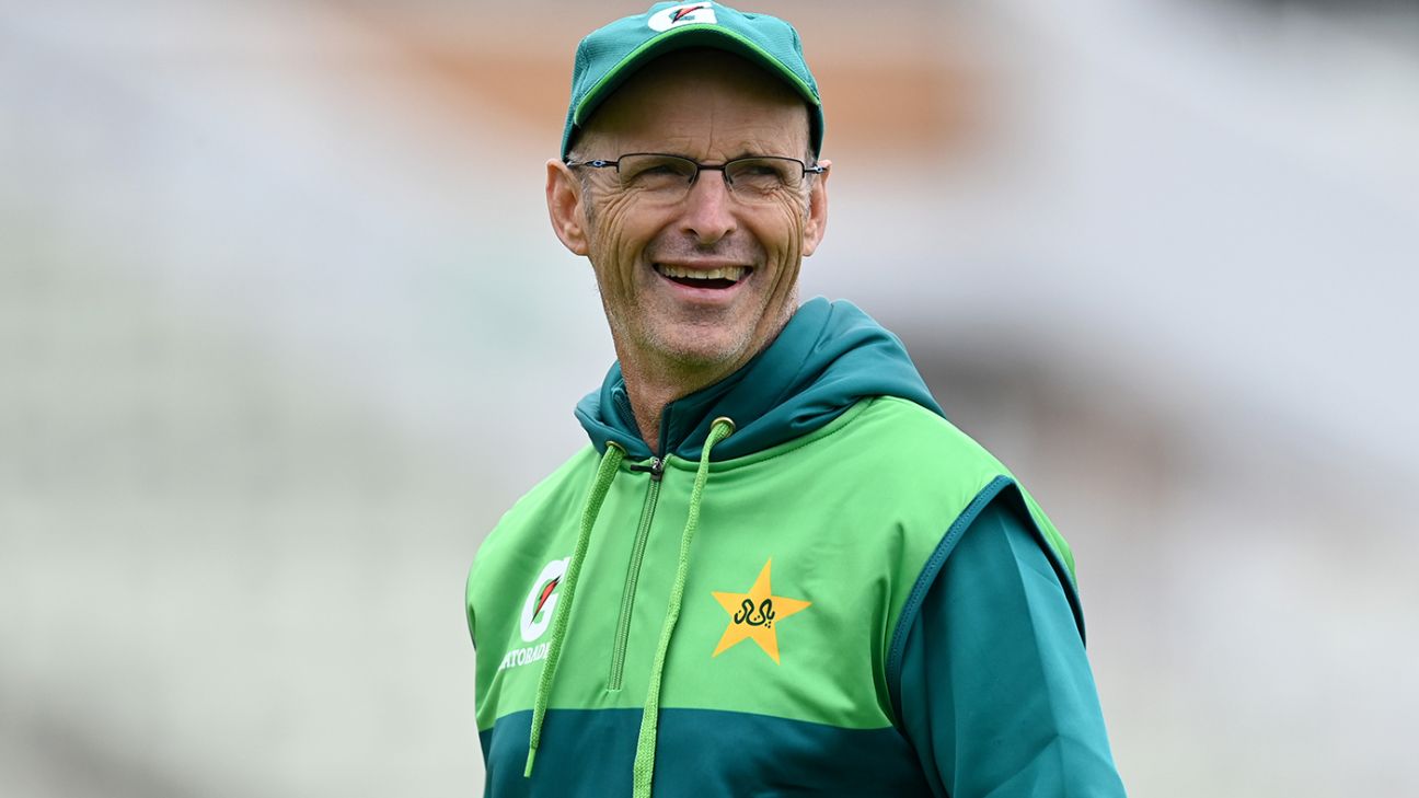 Gary Kirsten's Resignation Raises Concerns for Pakistan Cricket