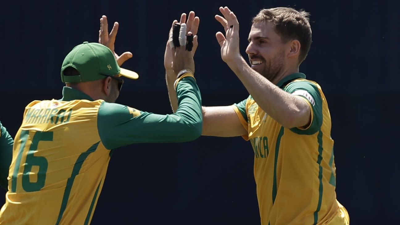 South Africa Eye Top Spot in Group D Clash with Bangladesh