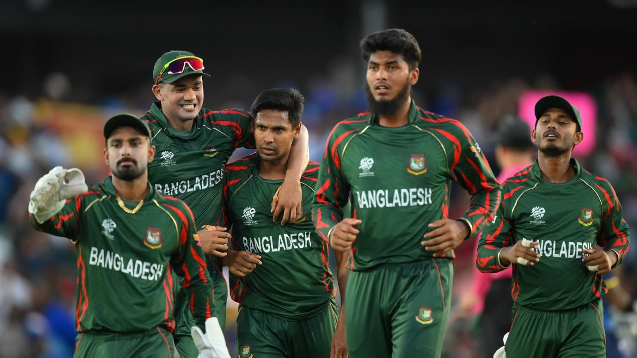 Bangladesh Bowlers Shine in T20 World Cup Opener, Hathurusinghe Thrilled