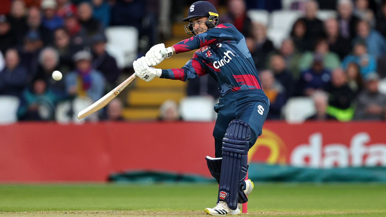 Northamptonshire Steelbacks Boost Knockout Hopes with Victory over Worcestershire Rapids