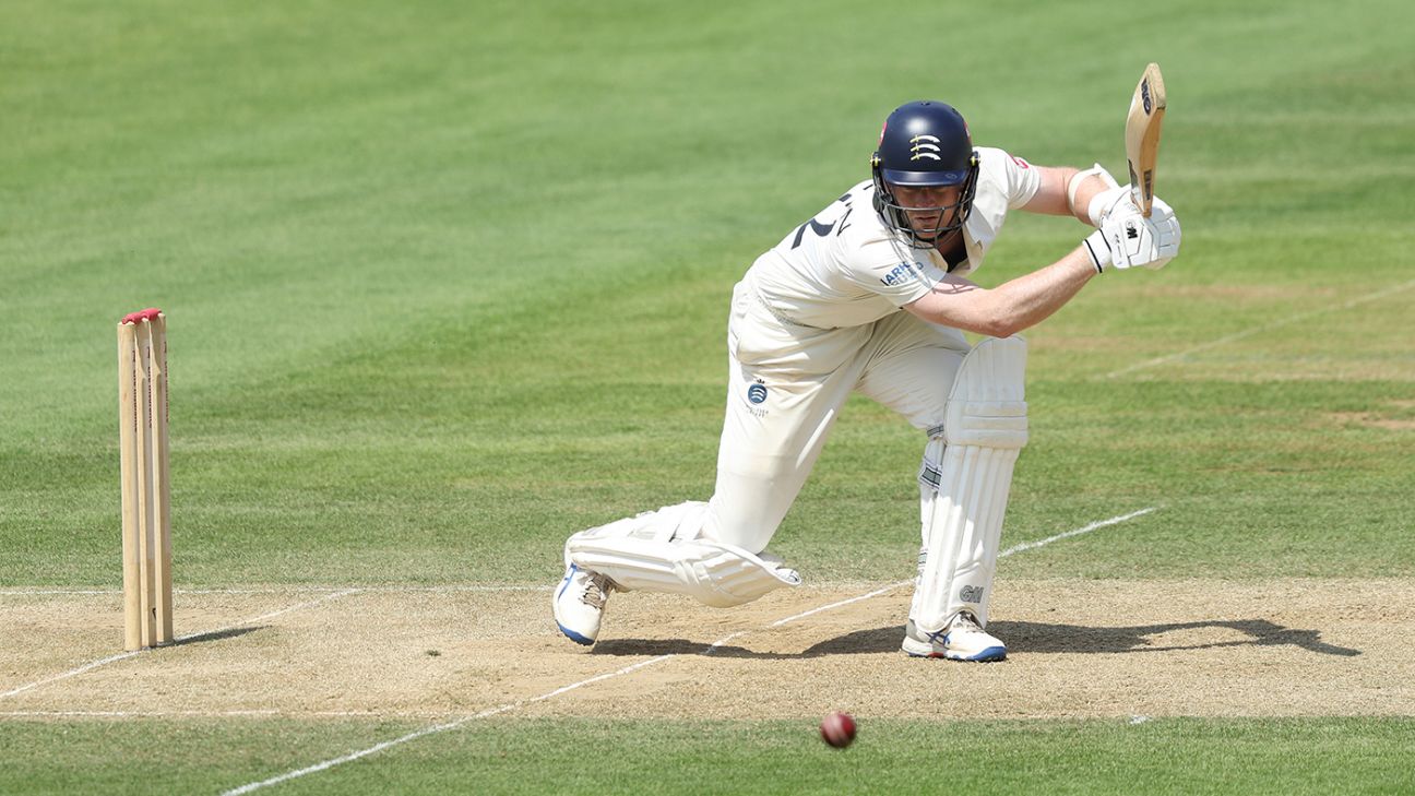 Middlesex Gain Upper Hand in County Championship Clash