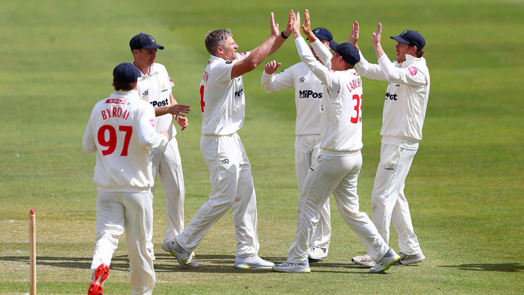 De Lange's Heroics Lead Gloucestershire Fightback Against Glamorgan