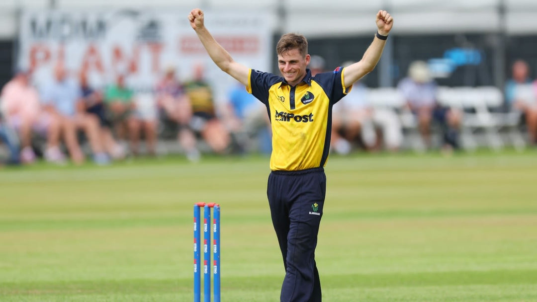 Glamorgan Crush Notts Outlaws with Career-Best Performances