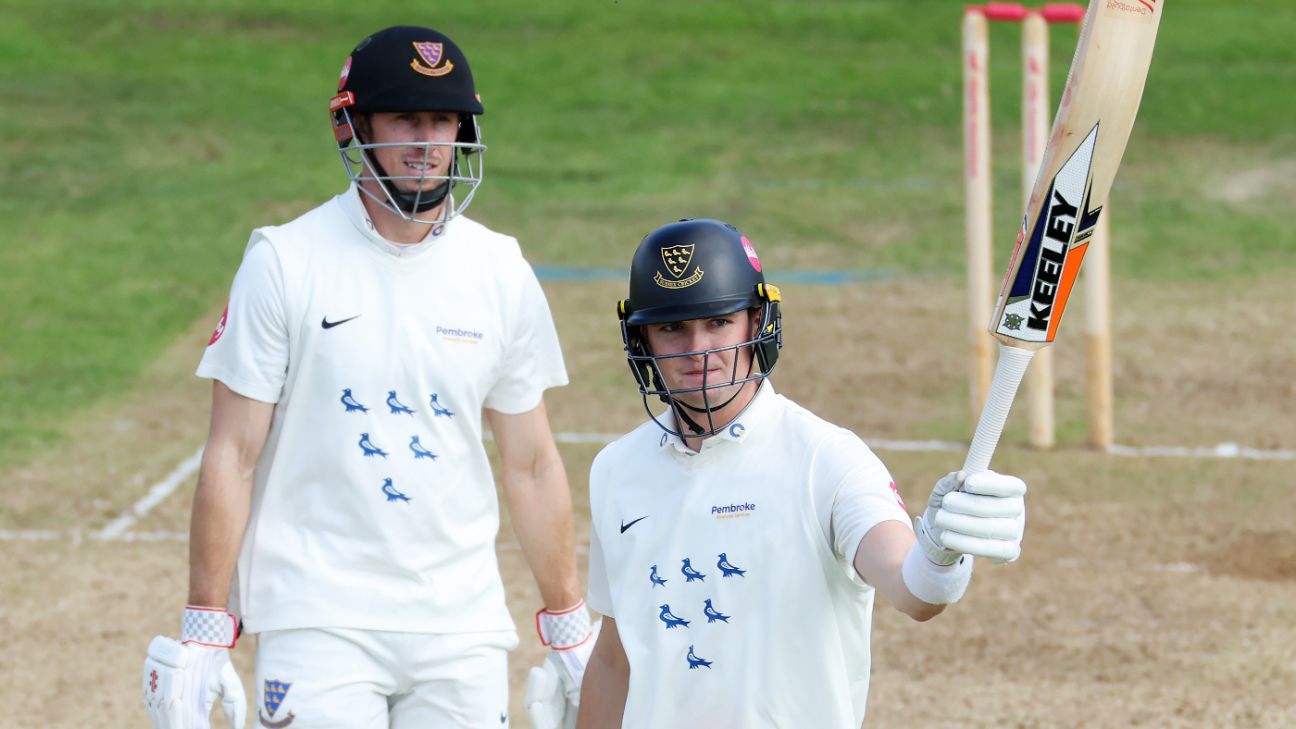 Gloucestershire Trail Sussex by 62 Runs Despite Dent's Heroics