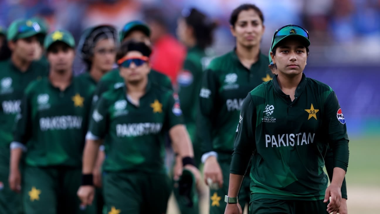 Pakistan Women's Cricket Captain Fatima Sana Returns Home After Father's Death