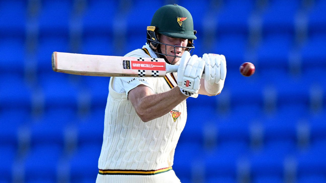 Tasmania's Jewell and Owen Shine in Sheffield Shield Opener