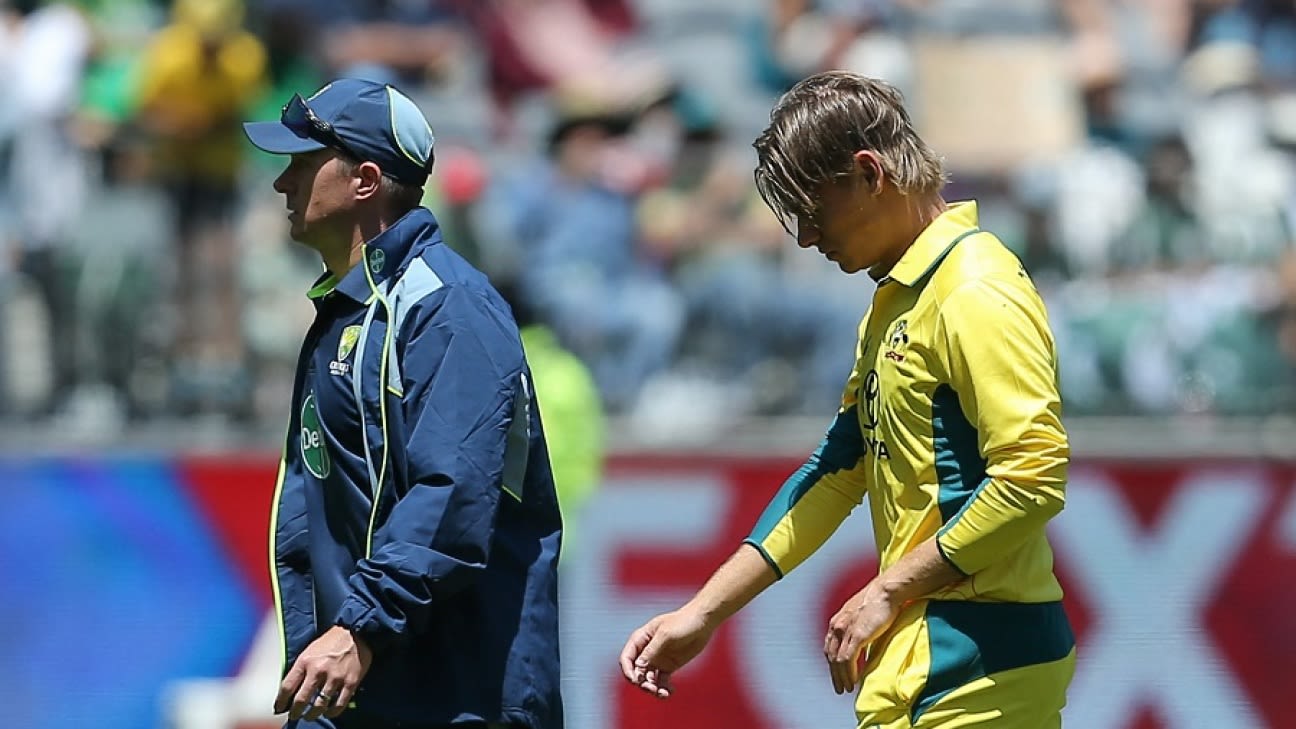 Cooper Connolly Ruled Out of T20I Series with Fractured Hand