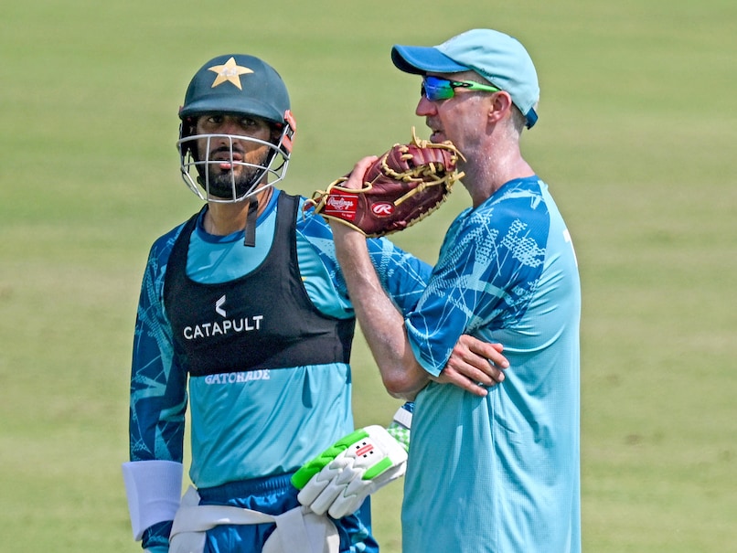 Pakistan Batters Request Flat Pitch, Coach Gillespie Rejects