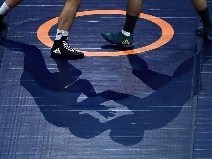 Indian Wrestlers Dahiya, Kumar Advance to Bronze Medal Matches at Asian Championships