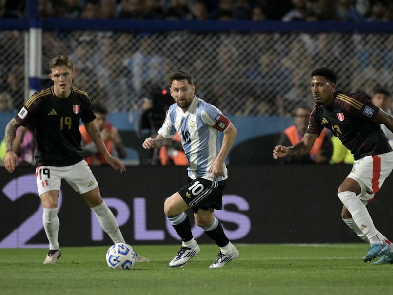 Argentina and Brazil Face Contrasting Fortunes in World Cup Qualifiers