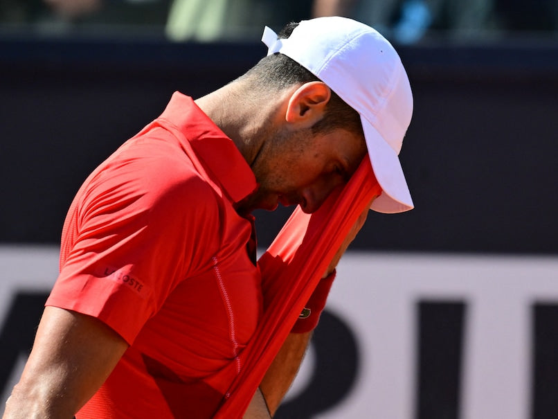 Djokovic Withdraws from French Open with Knee Injury, Swiatek Storms into Semis