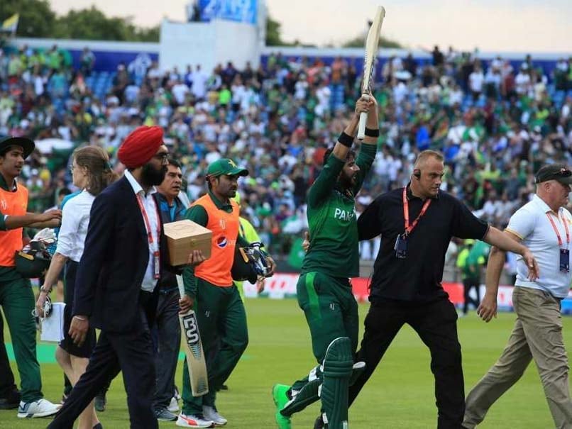 Imad Wasim to Miss Pakistan's T20 World Cup Opener Due to Side Strain