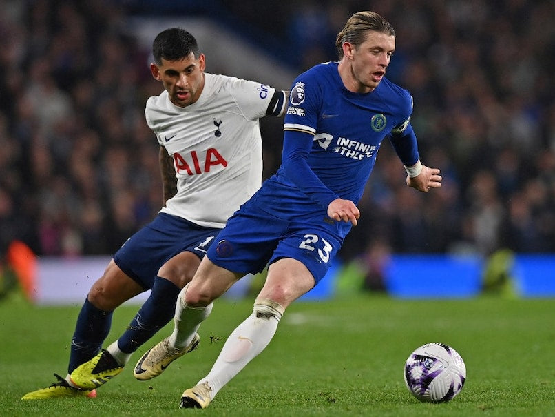 Chelsea Crush Tottenham's Champions League Hopes