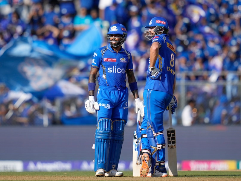 Sehwag Slams MI Tactics, Questions Pandya's Batting Position