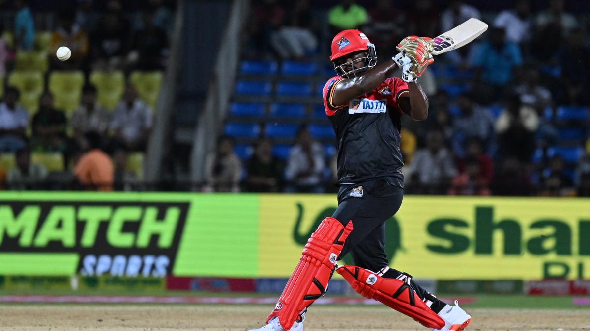 SKM Salem Spartans Crush Dindigul Dragons in TNPL Encounter
