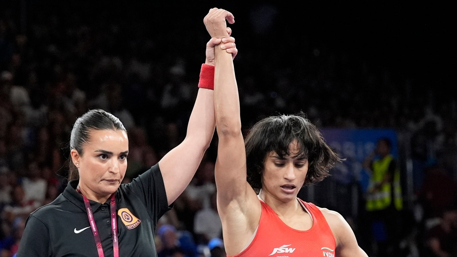 Japanese Wrestler Rei Higuchi Supports Vinesh Phogat After Disqualification