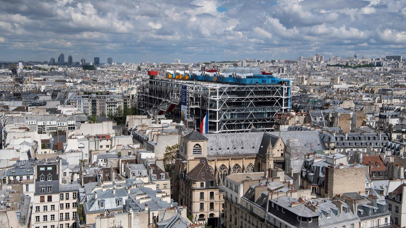 Unveiling the Hidden Secrets of Paris: From Catacombs to Eiffel's Apartment