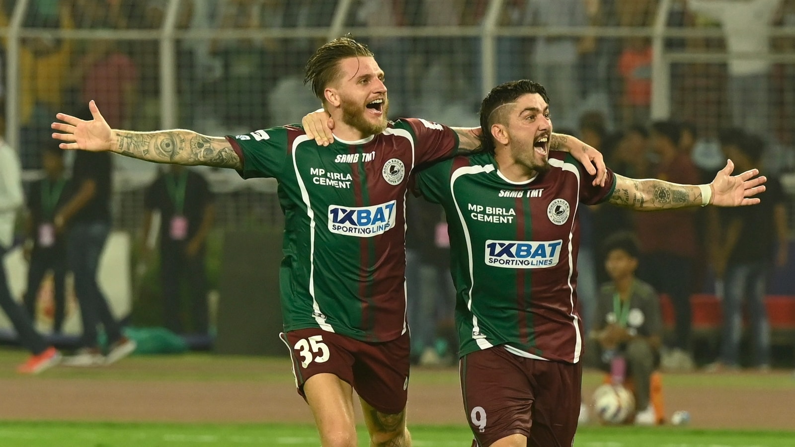 Mohun Bagan and Mumbai City FC Clash in ISL Final