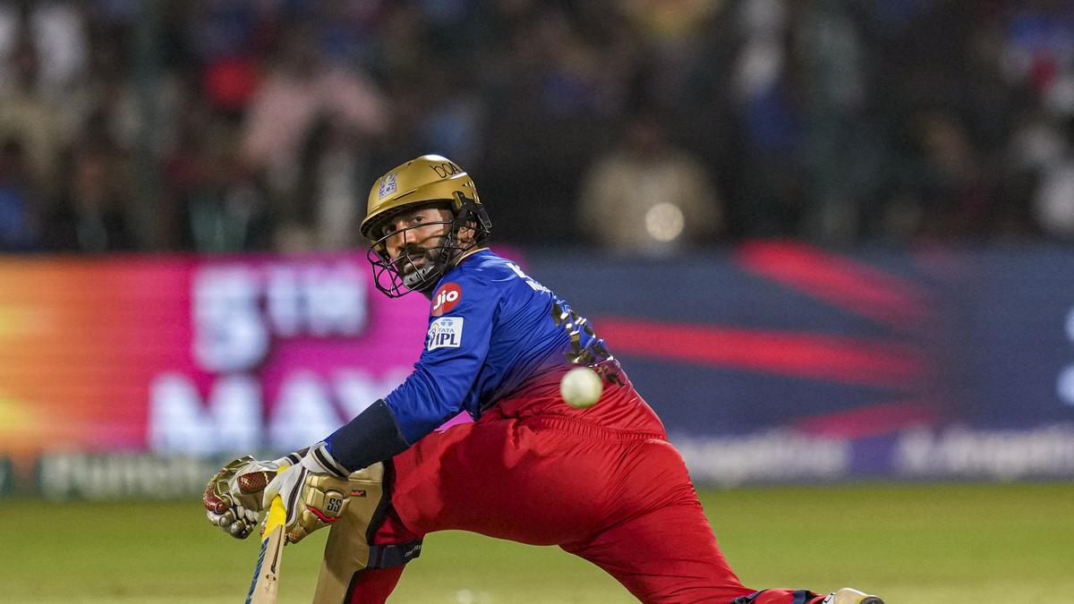 Dinesh Karthik: Momentum and Fearlessness Fuel RCB's IPL Resurgence