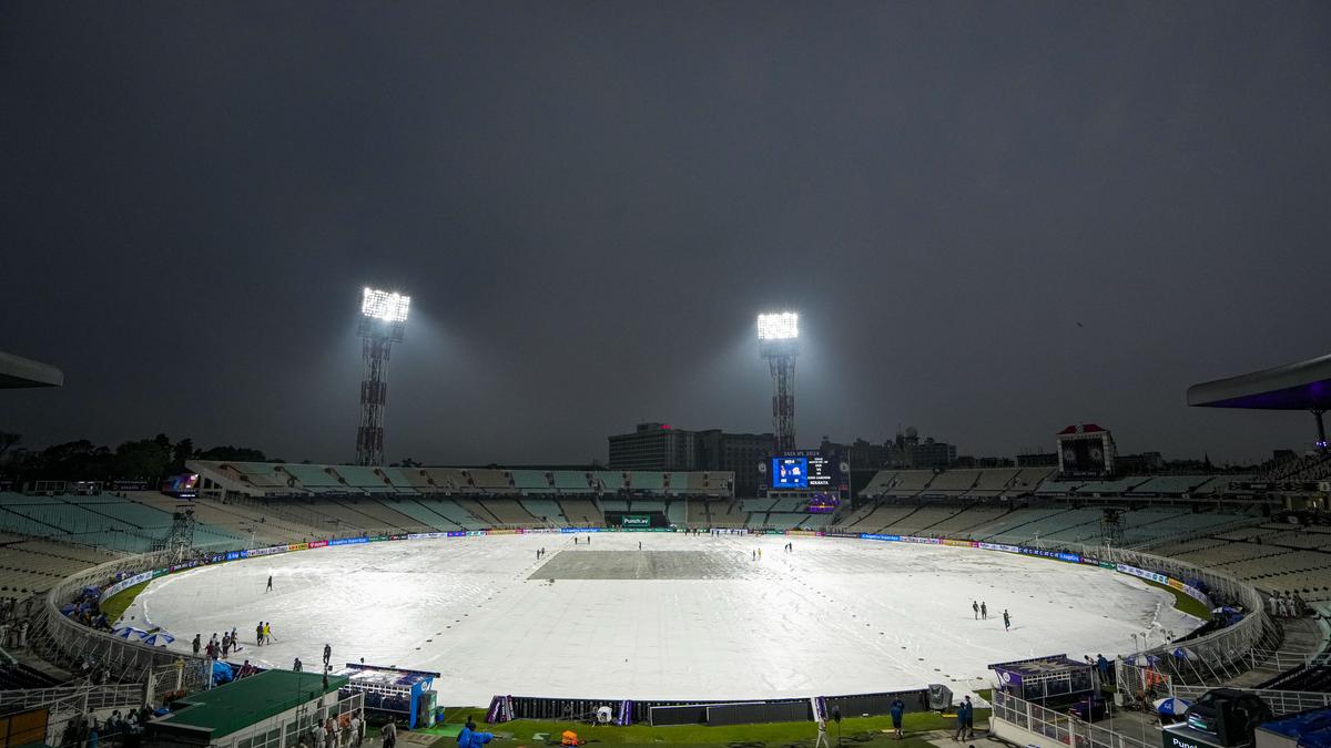 KKR vs MI IPL Match Delayed Due to Rain in Kolkata