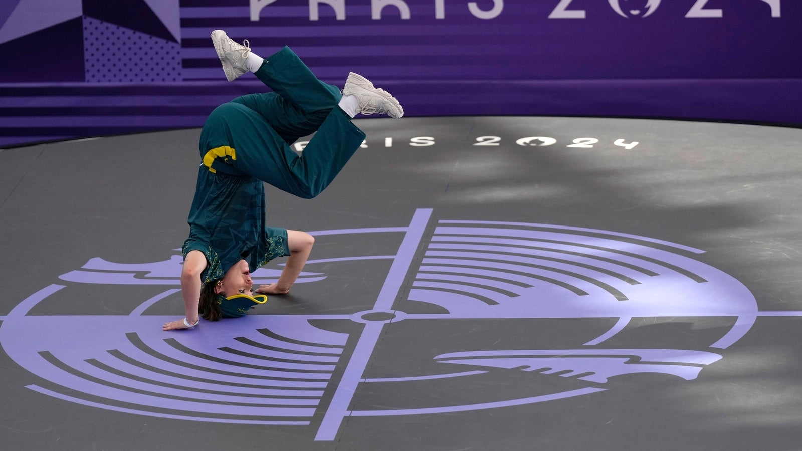 B-Girl Raygun's Unconventional Breaking Performance Sparks Debate