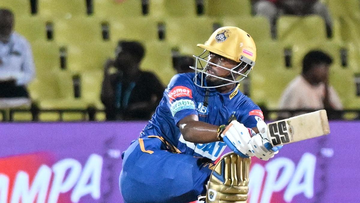 Lyca Kovai Kings Triumph in TNPL Opener, Defeating Chepauk Super Gillies