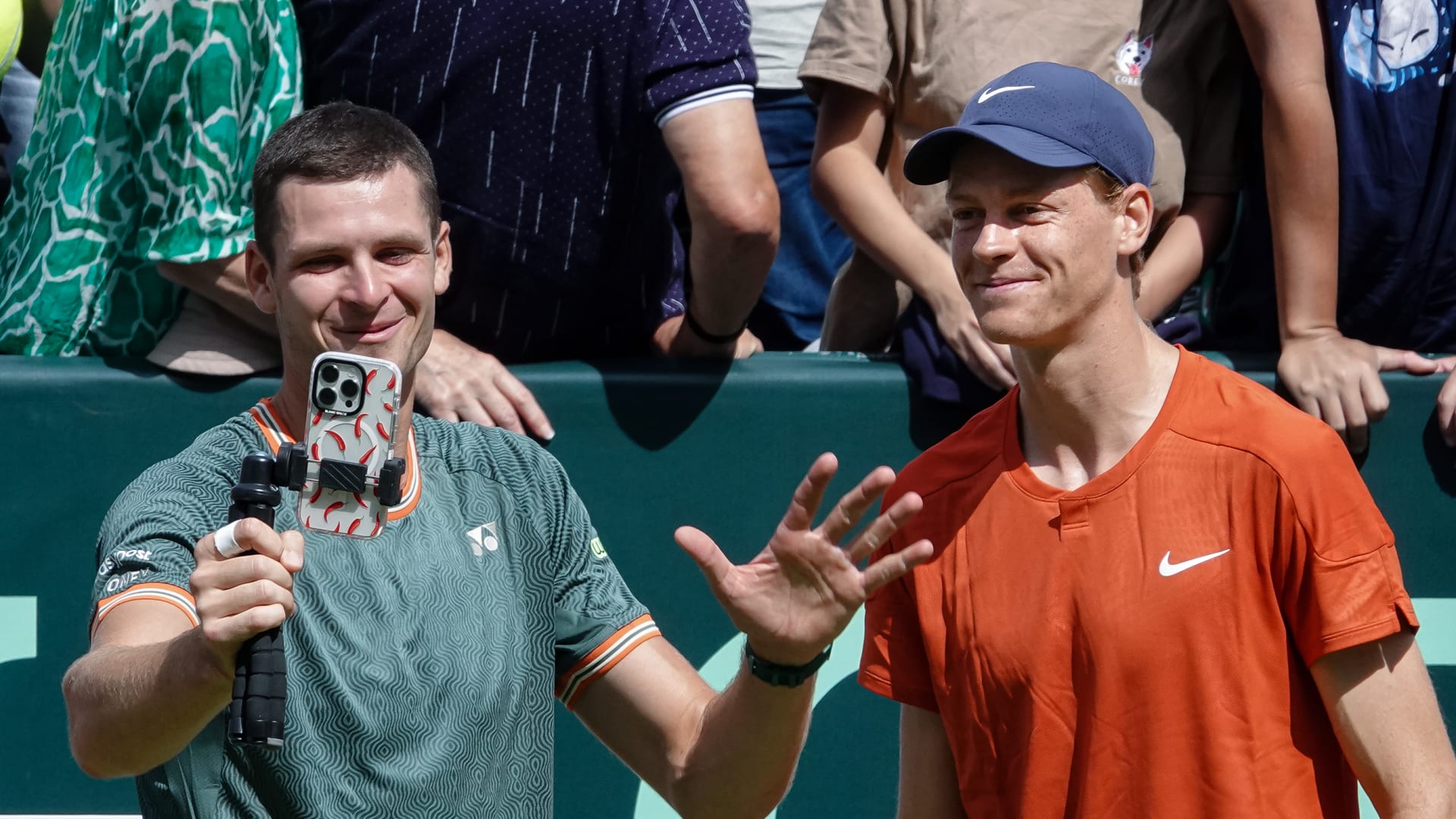 Sinner and Hurkacz Snatch Victory from Jaws of Defeat in Halle Doubles