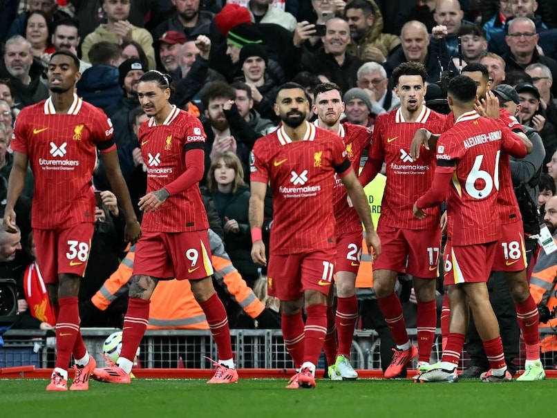 Liverpool Reclaim Premier League Lead with 2-1 Victory over Chelsea