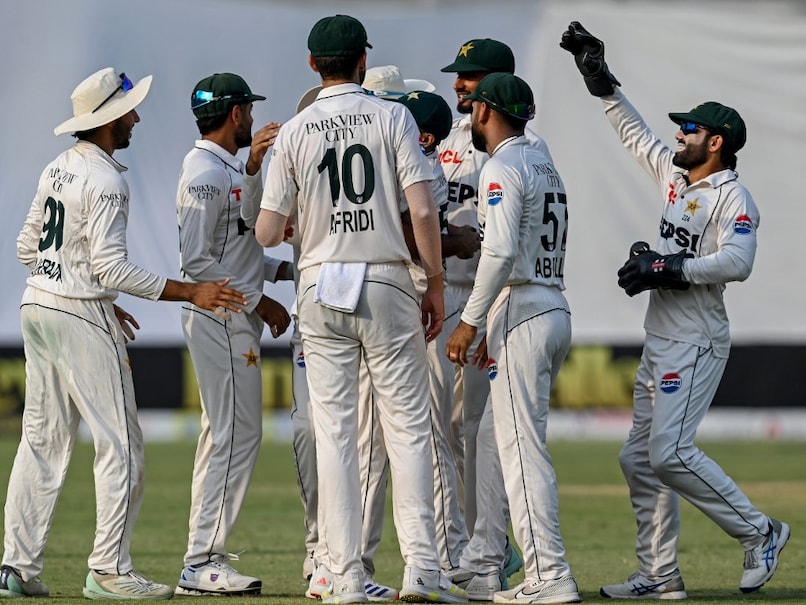 Pakistan's Test Woes Continue with 10th Consecutive Loss