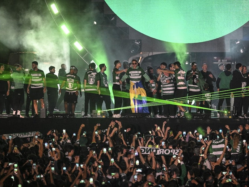 Sporting Lisbon Crowned Champions of Portugal After Benfica's Defeat