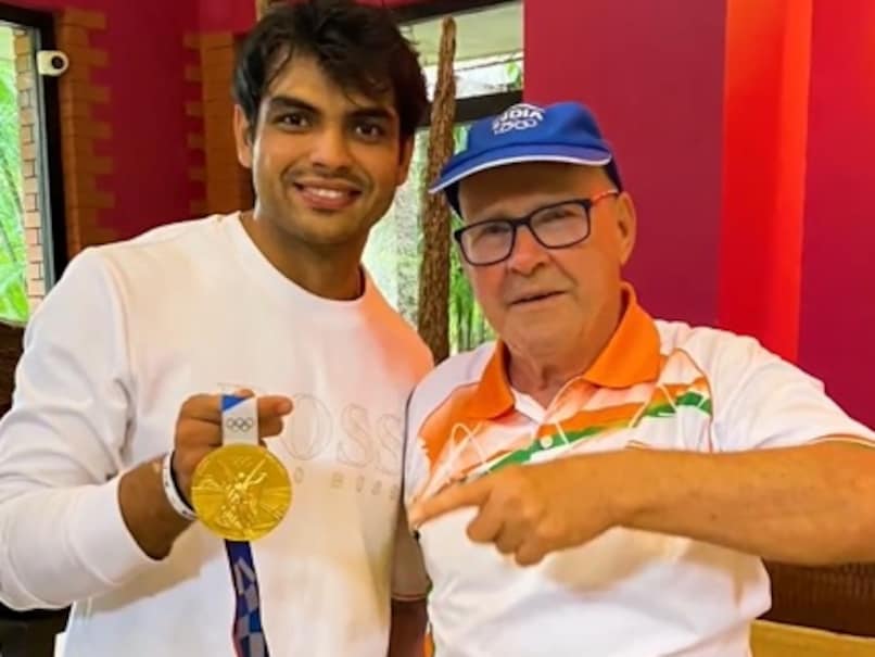 Neeraj Chopra Bids Farewell to Coach Klaus Bartonietz