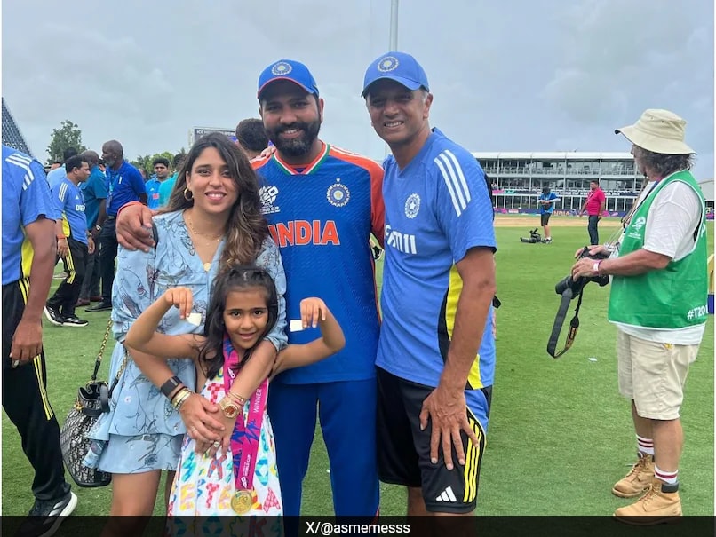 Rahul Dravid's Legacy: A Tribute from Rohit Sharma and Family