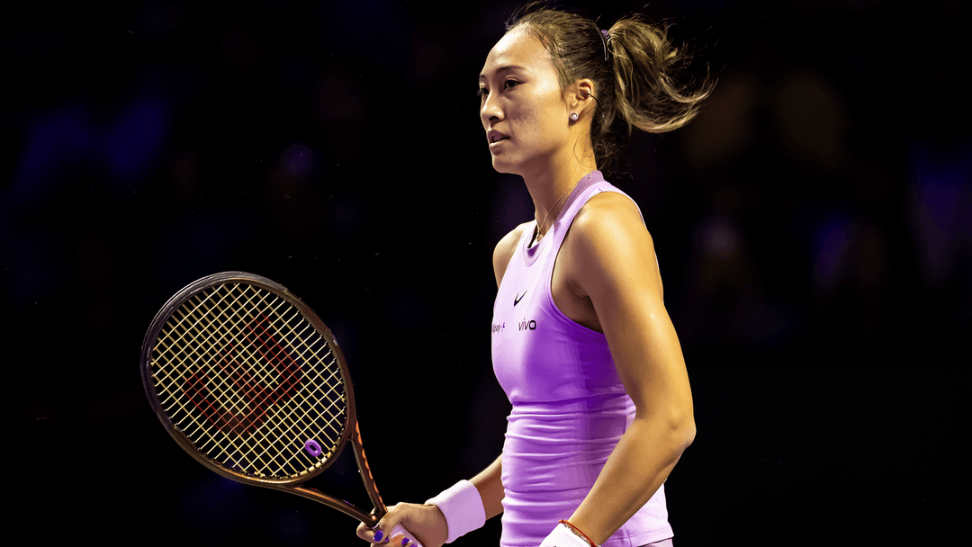 Zheng Qinwen Stuns Rybakina to Keep WTA Finals Hopes Alive