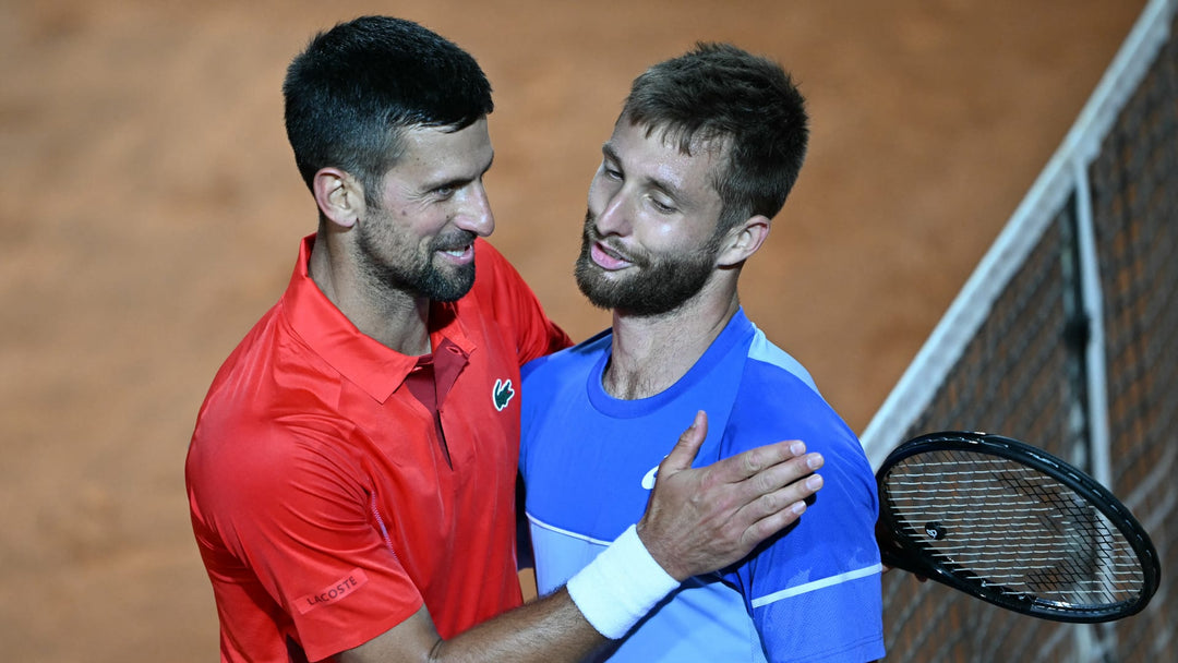 Moutet's Ringing Phone Interrupts Djokovic Clash in Rome