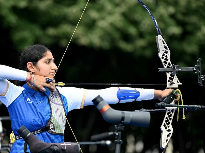 Indian Archer Bhajan Kaur Advances to Pre-Quarterfinals in Paris Olympics