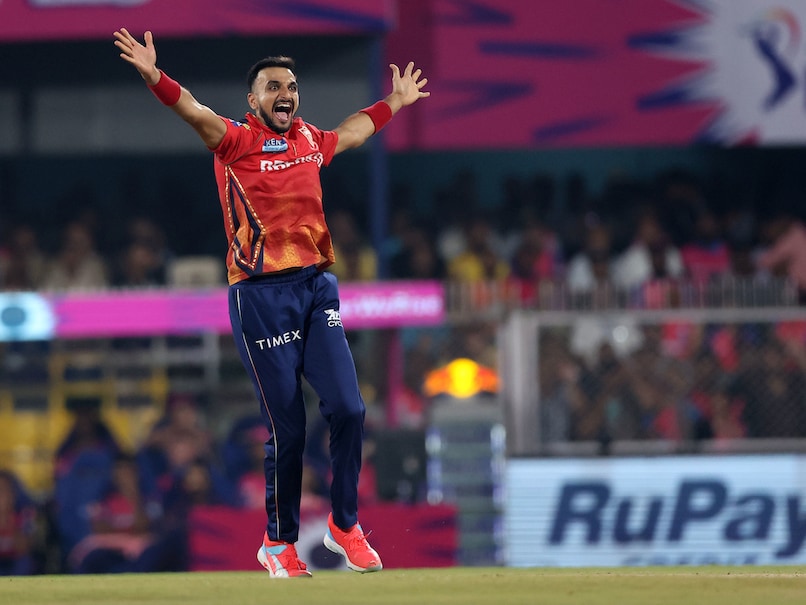 Harshal Patel Equals Record for Most Wickets in Single IPL Season for Punjab Kings