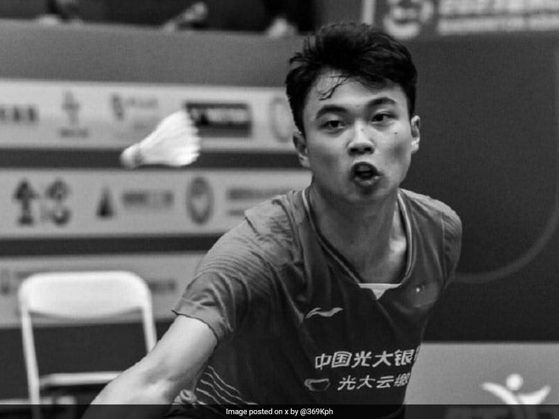 17-Year-Old Chinese Badminton Star Dies on Court