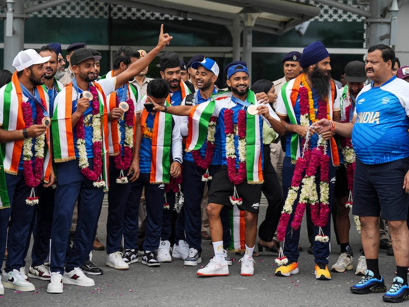 Indian Men's Hockey Team Returns Home with Bronze from Tokyo Olympics