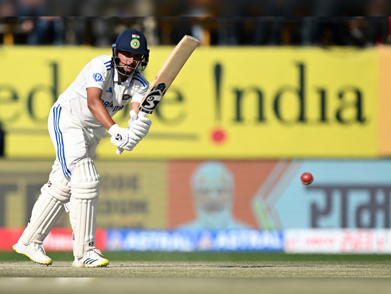 Kuldeep Yadav's Batting Heroics Boost India's Test Dominance