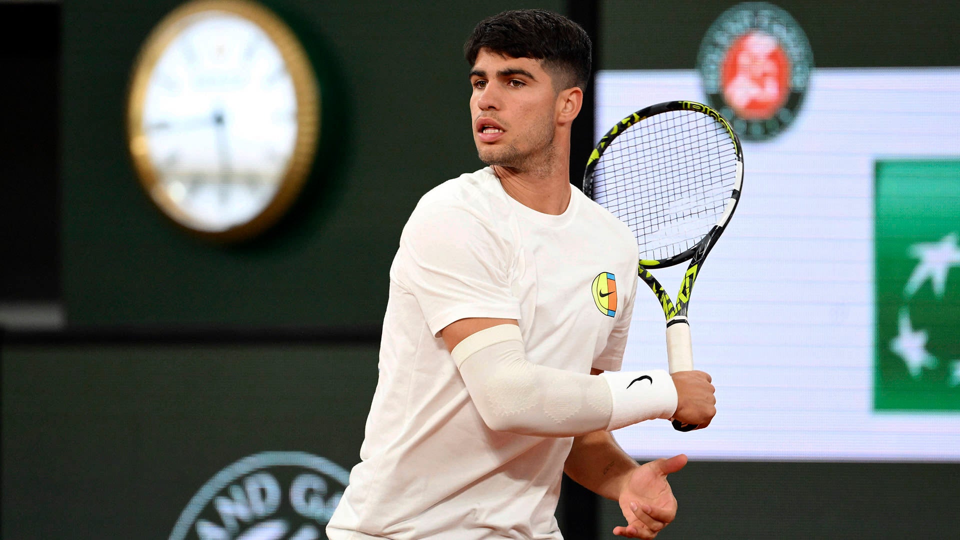 Carlos Alcaraz to Begin Roland Garros Title Defense on Sunday