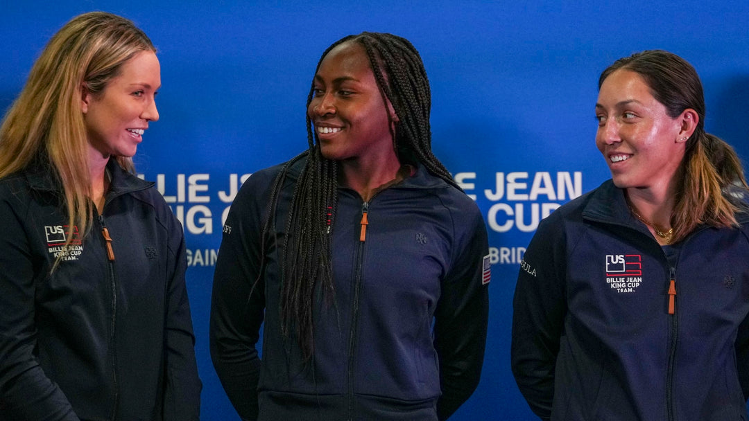 Danielle Collins Receives Diamond Necklace from Jessica Pegula and Gorjana