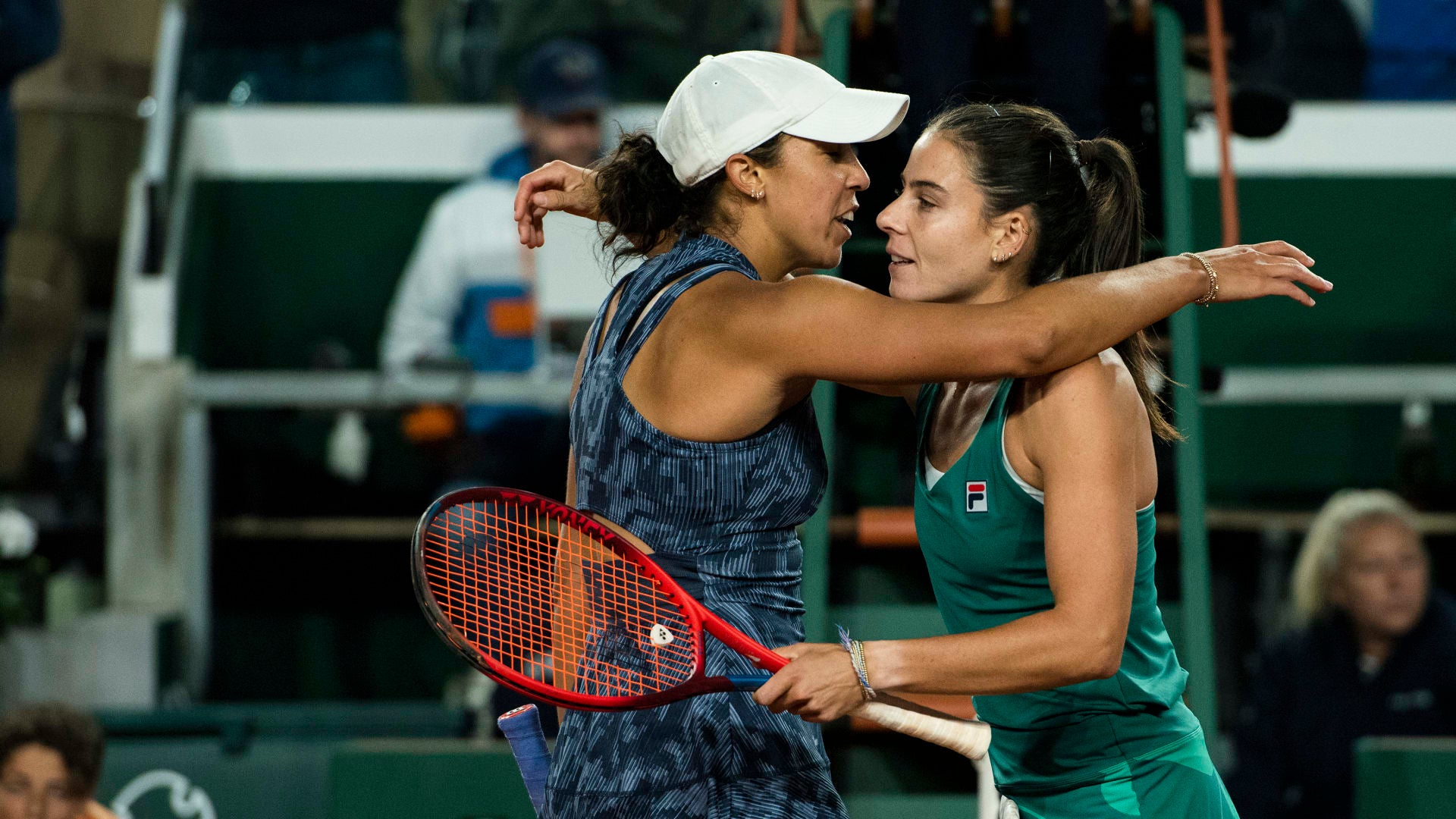 Emma Navarro Stuns Madison Keys, Reaches French Open Fourth Round