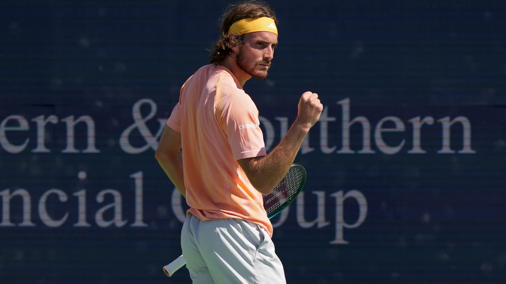 Tsitsipas Overcomes Coaching Change, Struff to Advance in Cincinnati